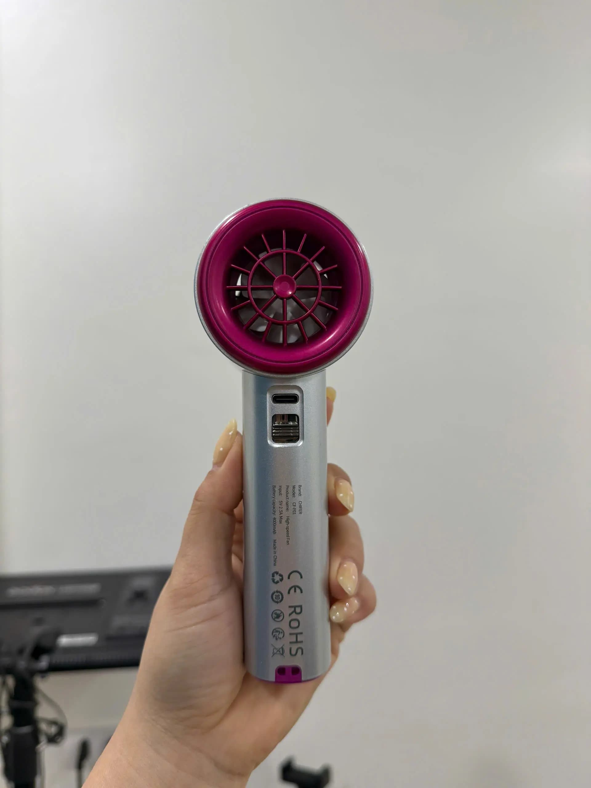 Quạt mini cầm tay CHIFER CF-F01